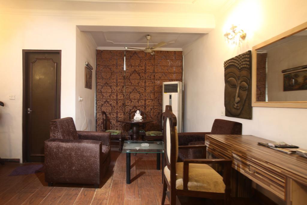 Oyo 358 Sarojini Nagar Hotell New Delhi Eksteriør bilde
